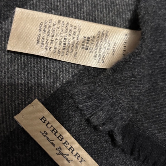 Burberry Wool and Cashmere Plaid Charcoal Grey and Tan Scarf - Picture 2 of 5